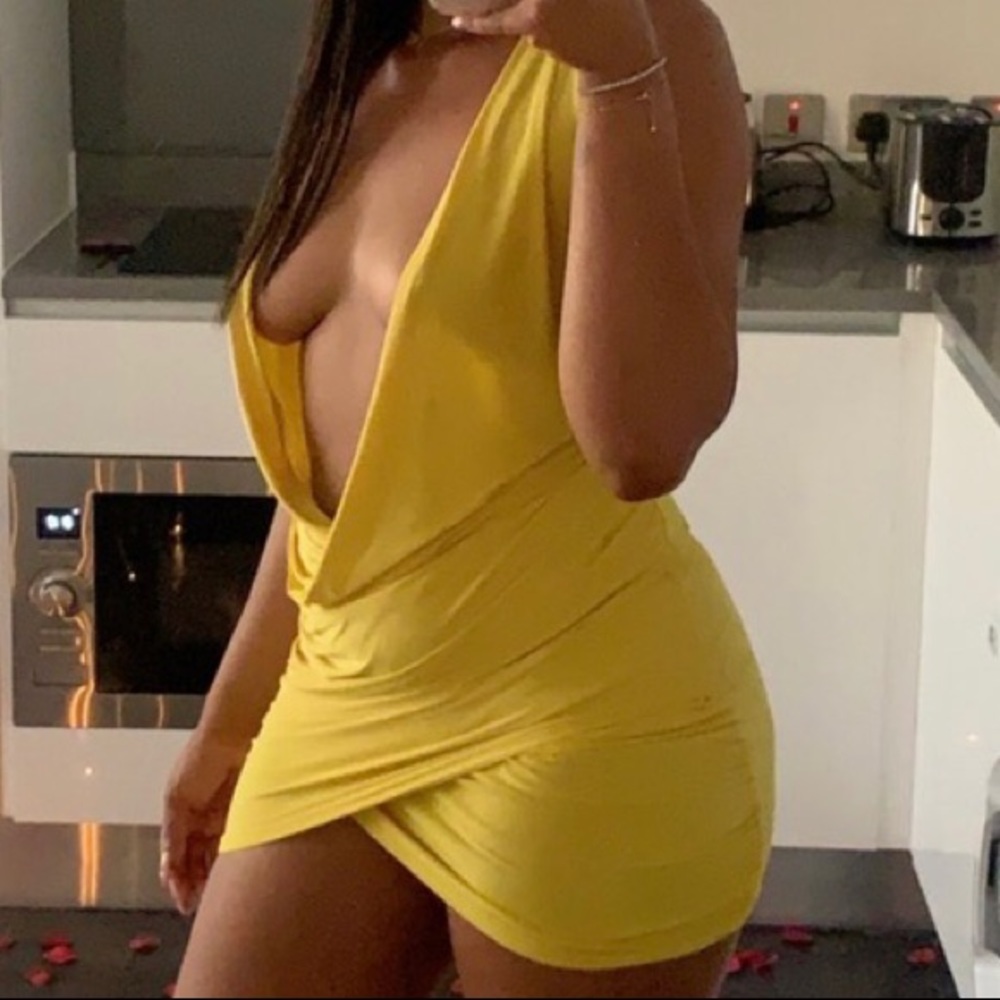 ISO IN SEARCH OF THIS DRESS